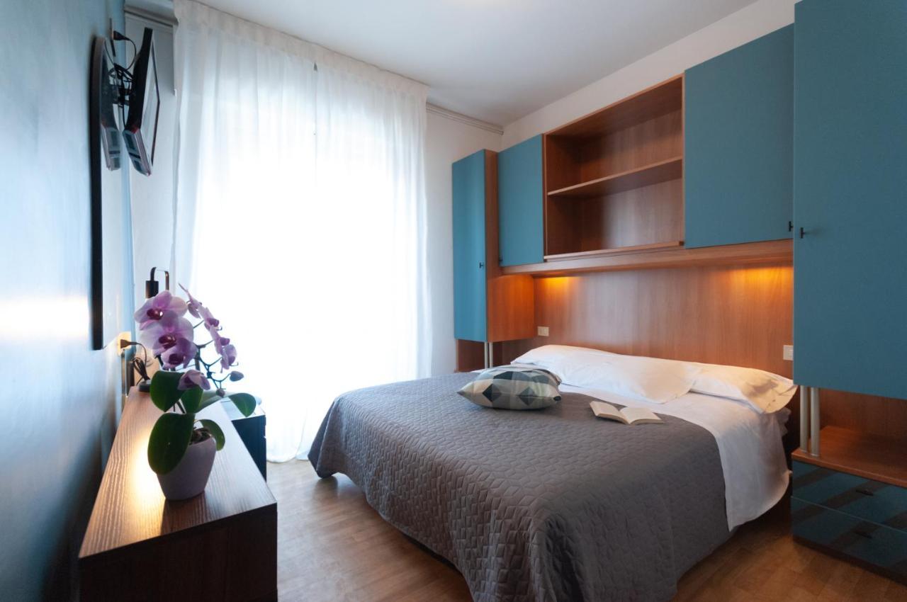 Hotel Crystal Caorle Exterior photo
